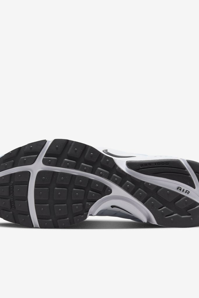 Moudda Nike -
