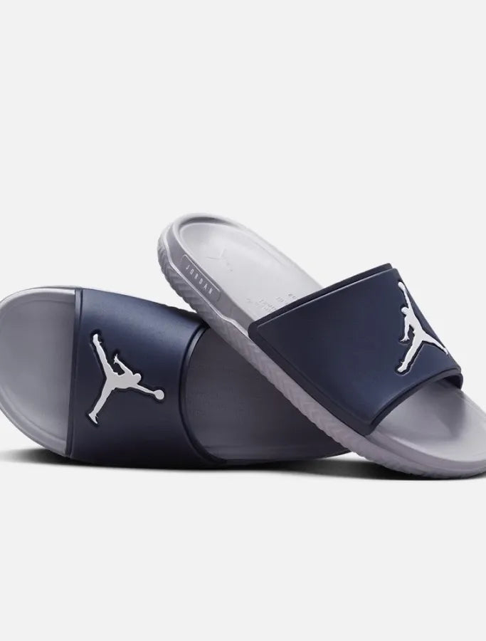Moudda Nike -