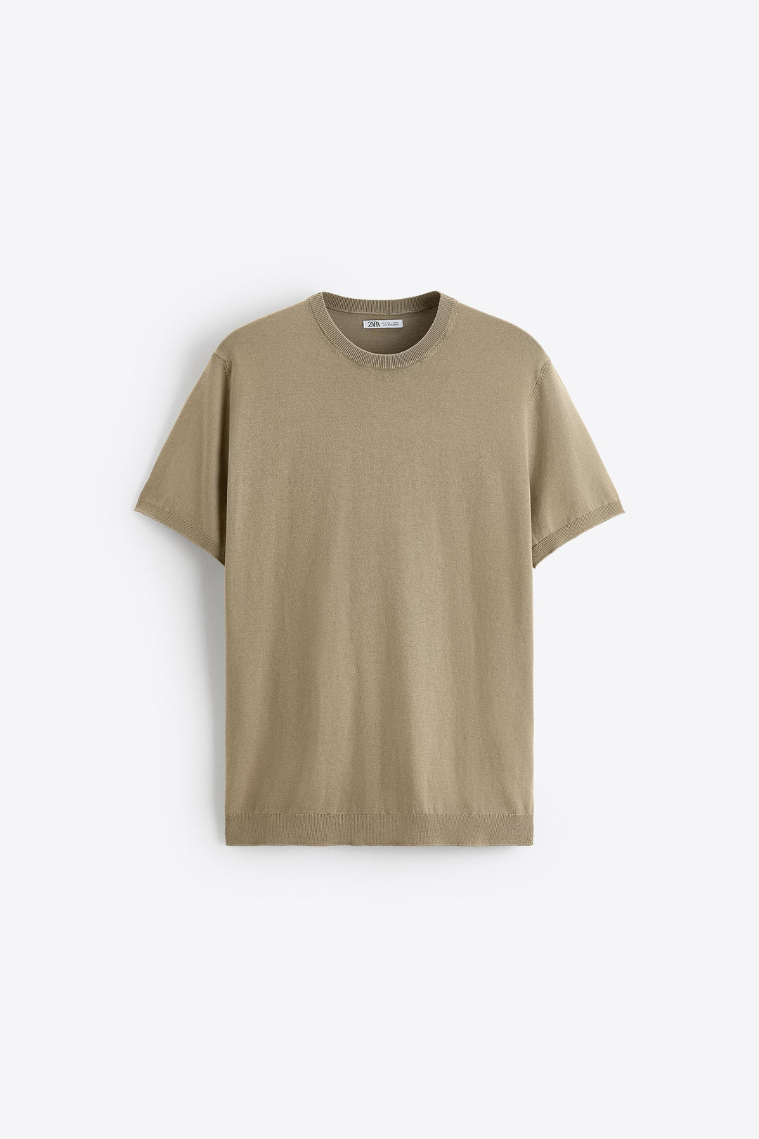 https://static.zara.net/photos/2023/V/0/2/p/0304/406/737/2/0304406737_6_1_1.jpg?ts=1672909588843