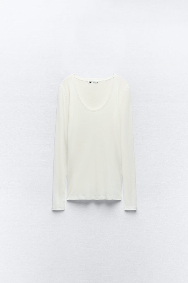 Basic T-Shirt