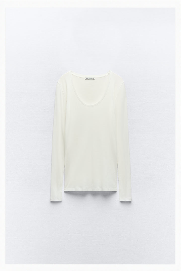 Basic T-Shirt