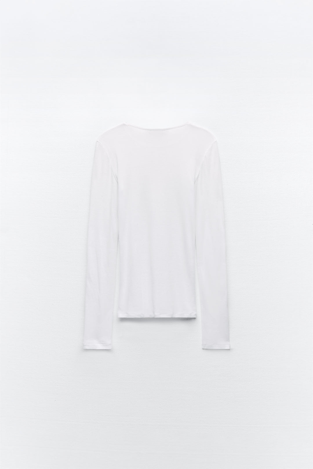 Basic T-Shirt