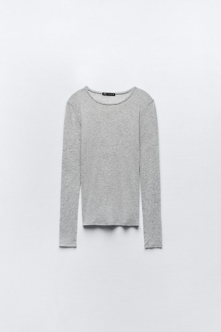 Basic T-Shirt