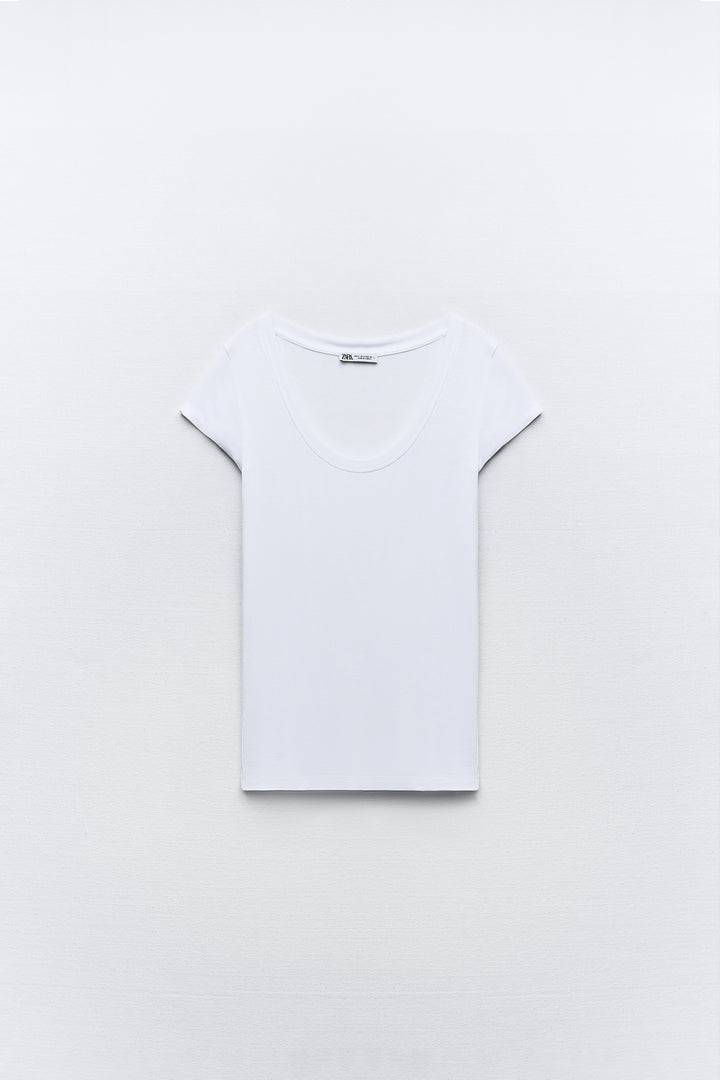 Basic T-Shirt