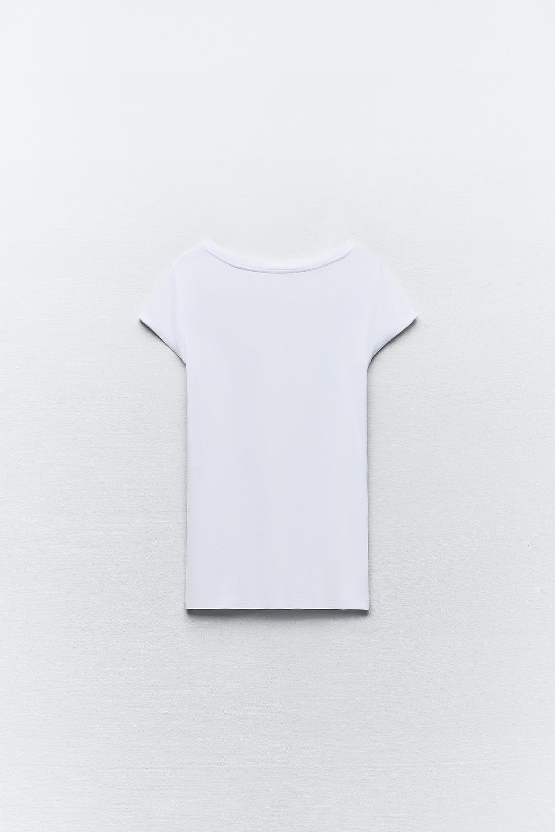 Basic T-Shirt