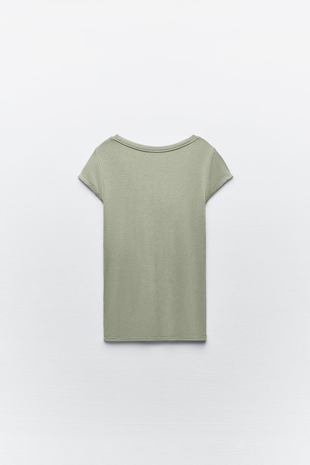 Basic T-Shirt