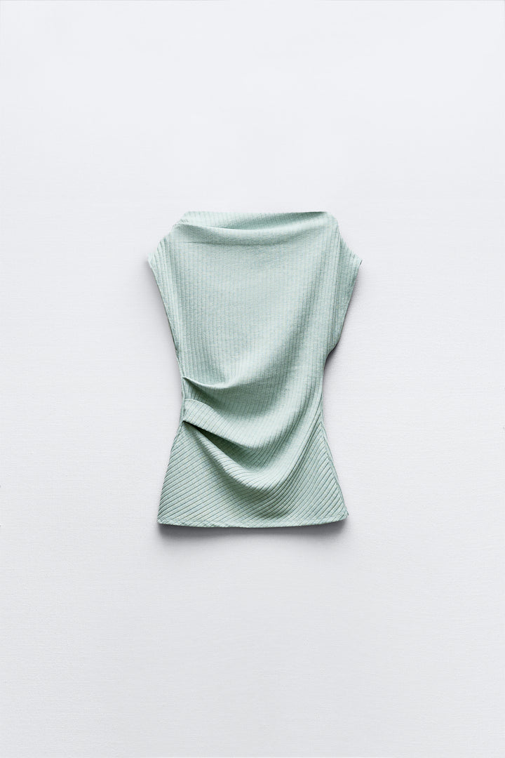 Basic T-Shirt