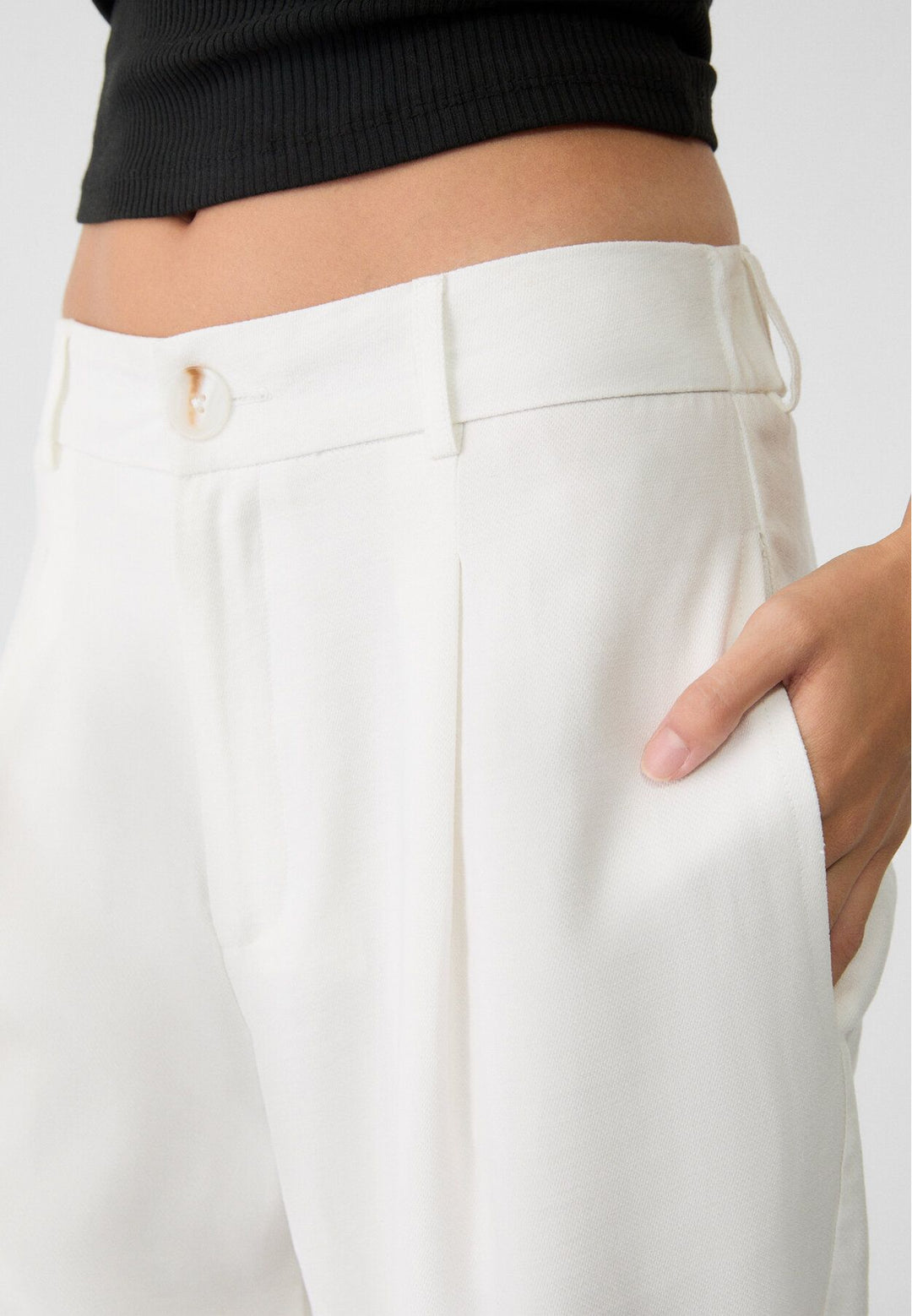 Moudda STRADIVARIUS - Pantalon Carrot Rustique Écru - Tunisie 4