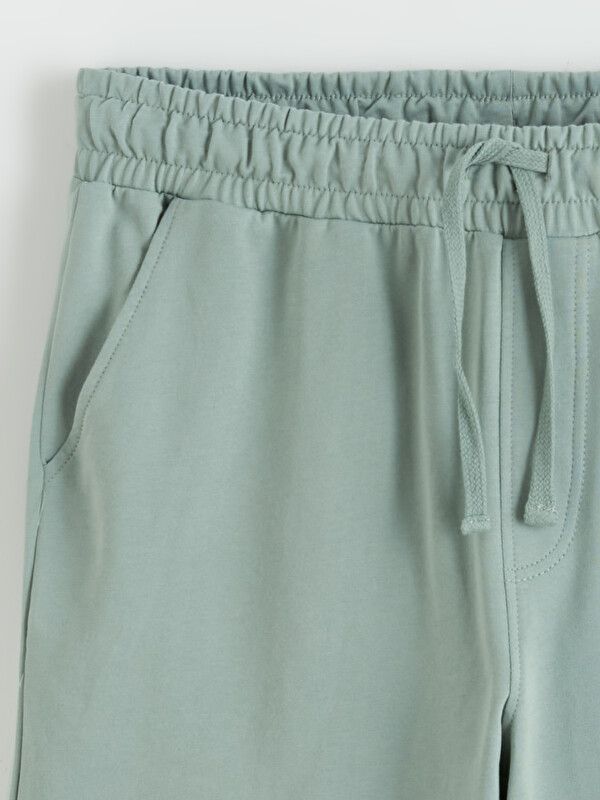 Moudda LC Waikiki - Short / Bermuda basique en jersey pour Homme couleur Vert terne - Tunisie 2