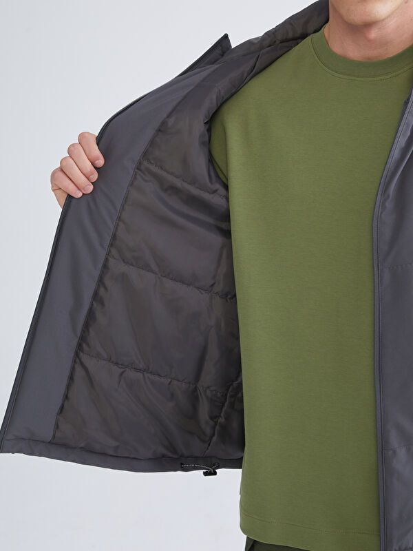 Moudda LC Waikiki - Doudoune matelassée en nylon couleur Anthracite pour hommes - Tunisie 3