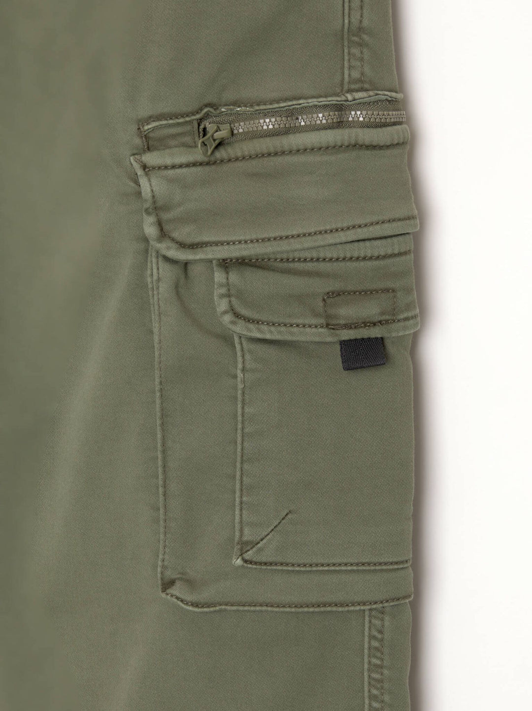 Moudda PULL & BEAR - Jogger Cargo - Multi-poches & Maille Douce - Tunisie 4