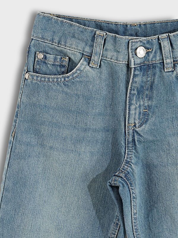 Moudda LC Waikiki - Pantalon tissé en denim Garçon Indigo teinte moyenne - Tunisie 4