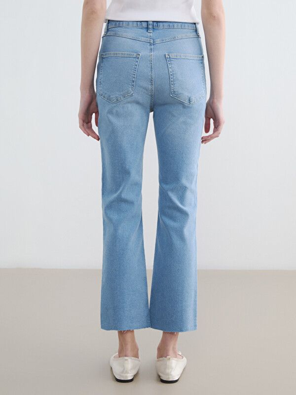 Moudda LC Waikiki - Pantalon en jean pour Femme couleur Bleu clair - Tunisie 4