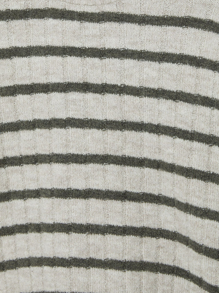 Moudda PULL & BEAR - Sweater - Tunisie 3