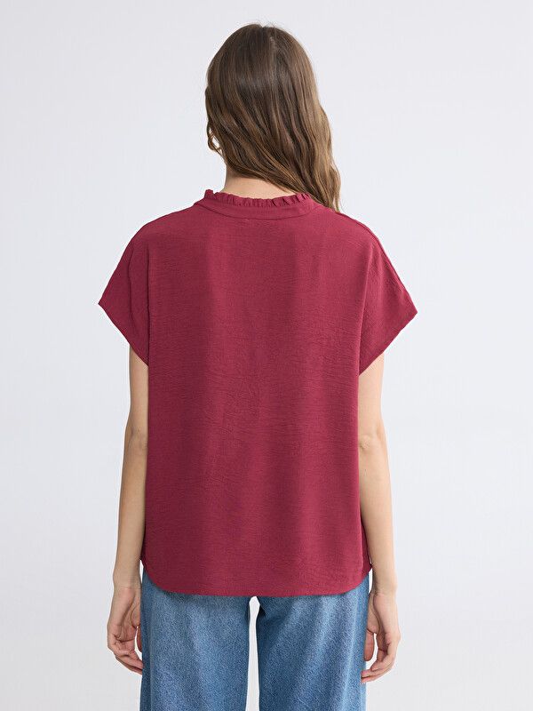 Moudda LC Waikiki - Blouse manches courtes en tissu pour Femme couleur Bordeaux - Tunisie 4