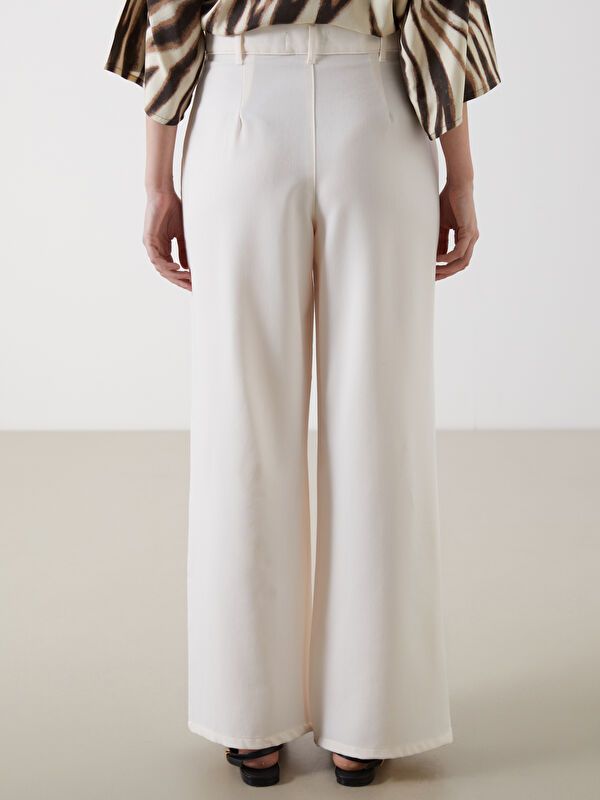 Moudda LC Waikiki - Pantalon tissé moyen Femme Ecru - Tunisie 4