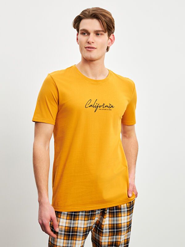 Moudda LC Waikiki - Ensemble pyjama en jersey à manches courtes et bas longs pour Hommes - Tunisie 1