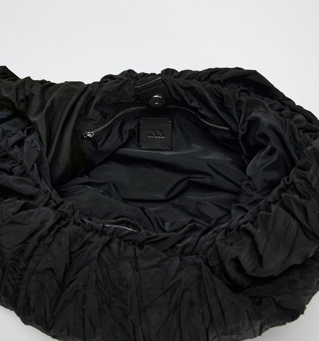 Moudda ZARA - Sac hobo maxi nylon - Tunisie 3