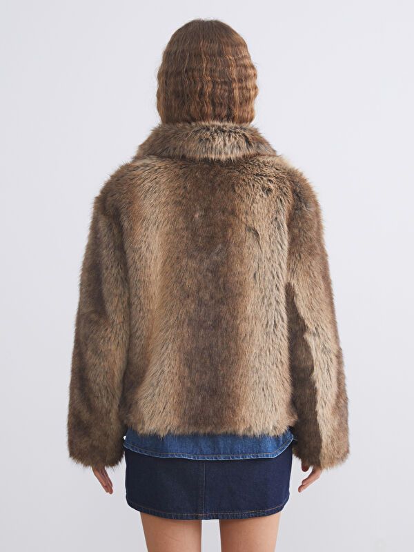 Moudda LC Waikiki - Manteau en fausse fourrure couleur Camel pour femmes - Tunisie 5