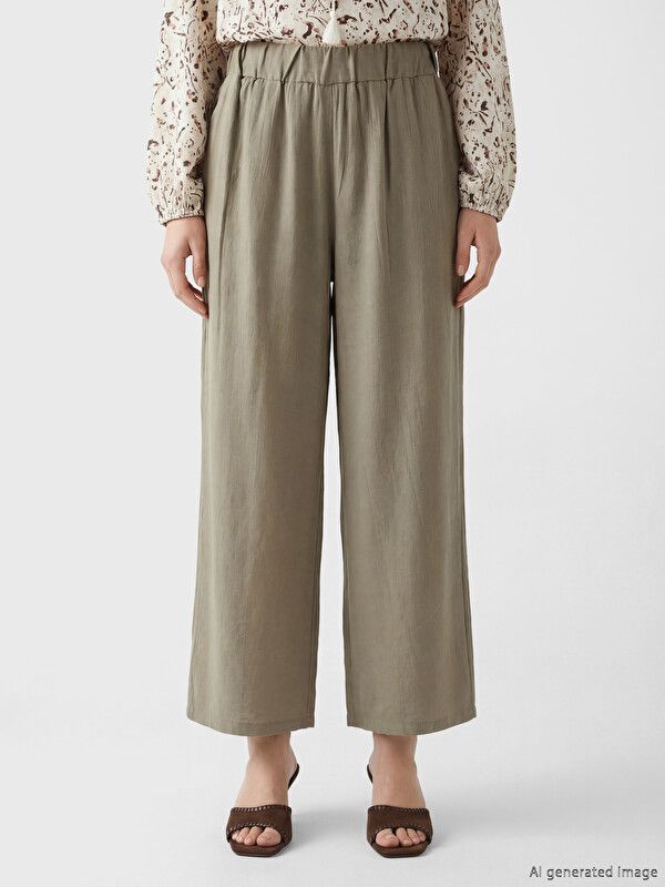 Moudda LC Waikiki - Pantalon léger en tissu pour Femme couleur Kaki clair - Tunisie 2