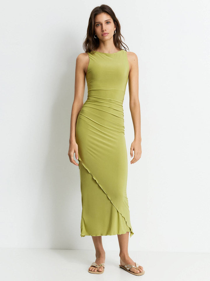 Moudda PULL & BEAR - Robe Midi - Manches Courtes, Cape & Asymétrique - Tunisie 2