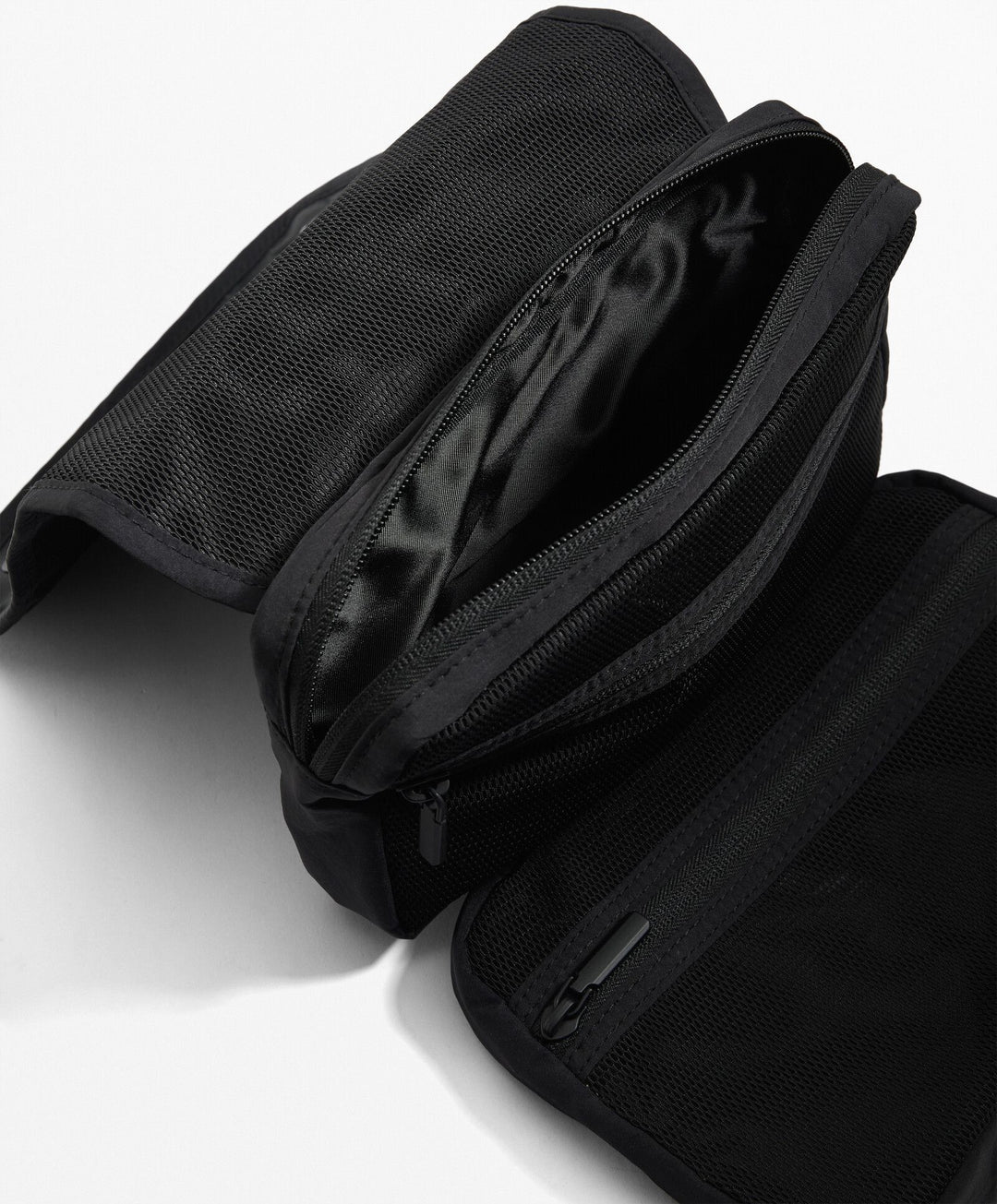 Moudda Oysho - Trousse Suspendable - Tunisie 3