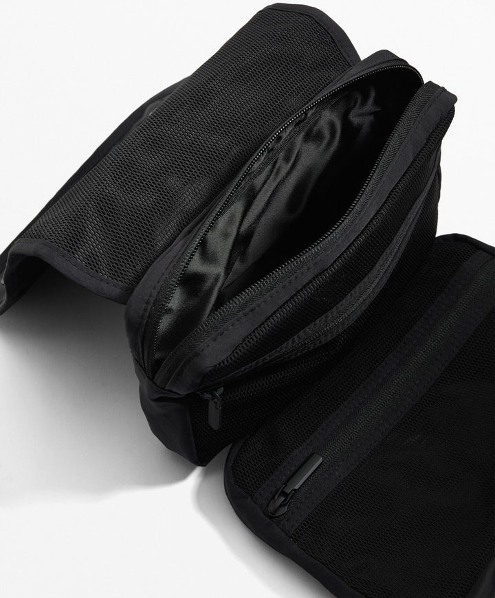 Moudda Oysho - Trousse Suspendable - Tunisie 3