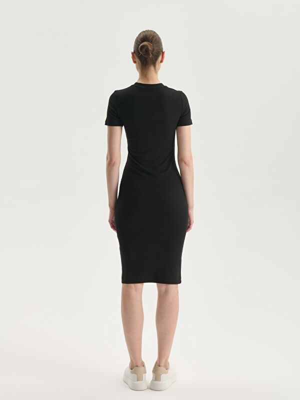 Moudda LC Waikiki - Robe en jersey manches courtes Femme Noir - Tunisie 4