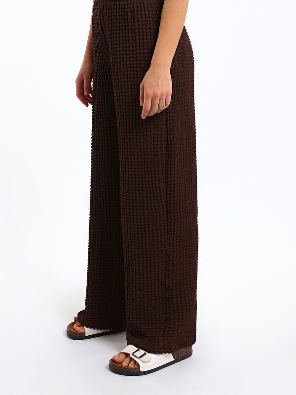 Moudda LC Waikiki - Pantalon en jersey couleur Marron foncé pour femmes - Tunisie 4