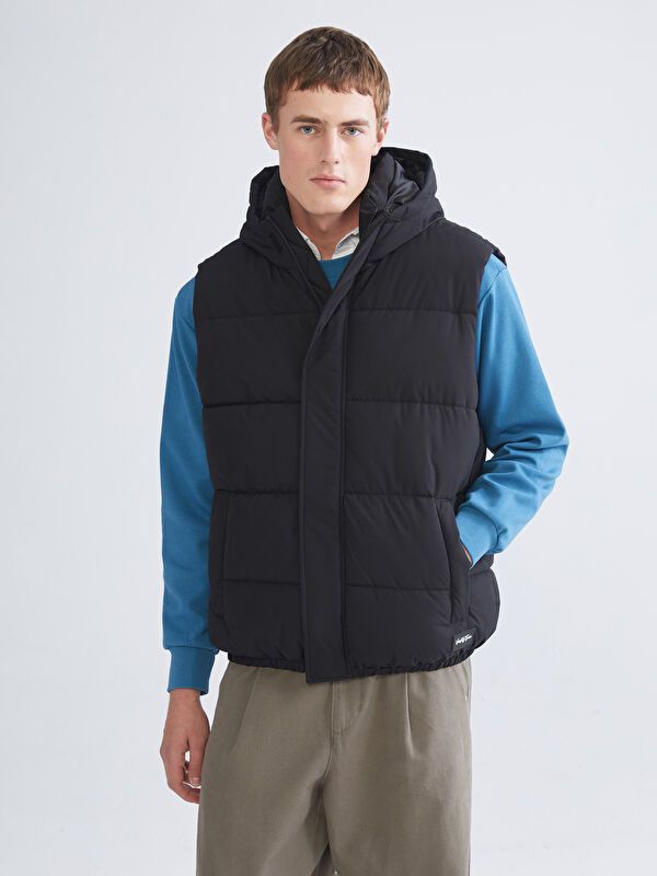 Moudda LC Waikiki - Gilet couleur Noir pour hommes - Tunisie 1