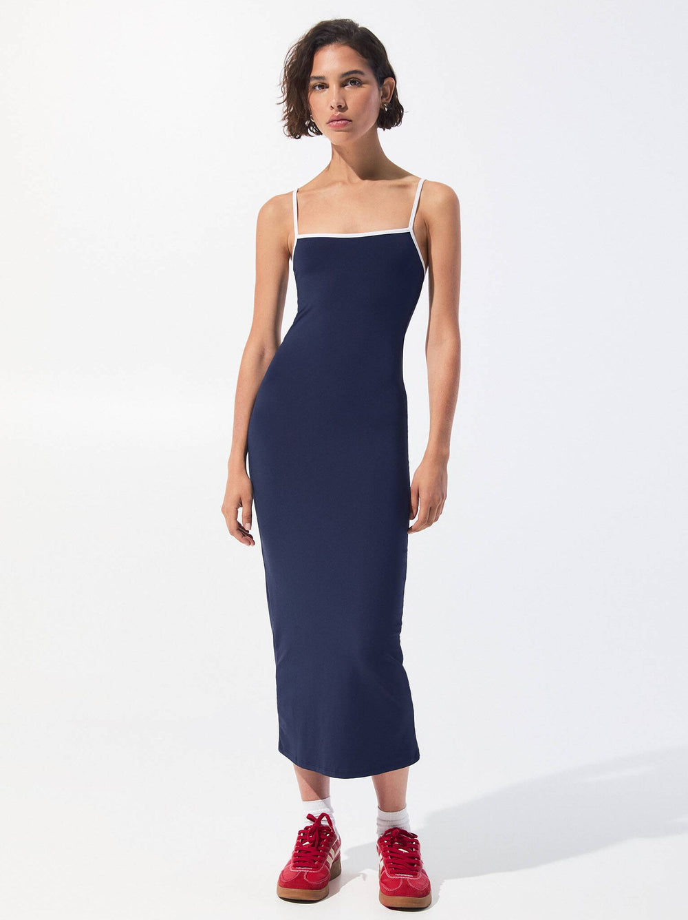 Moudda PULL & BEAR - Robe Midi - Bretelles, Vifs Contrastés & Encolure Dos - Tunisie 2