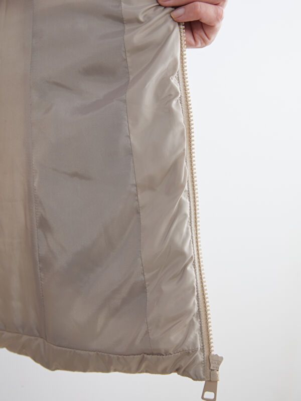 Moudda LC Waikiki - Manteau matelassé en nylon Femme Beige - Tunisie 4