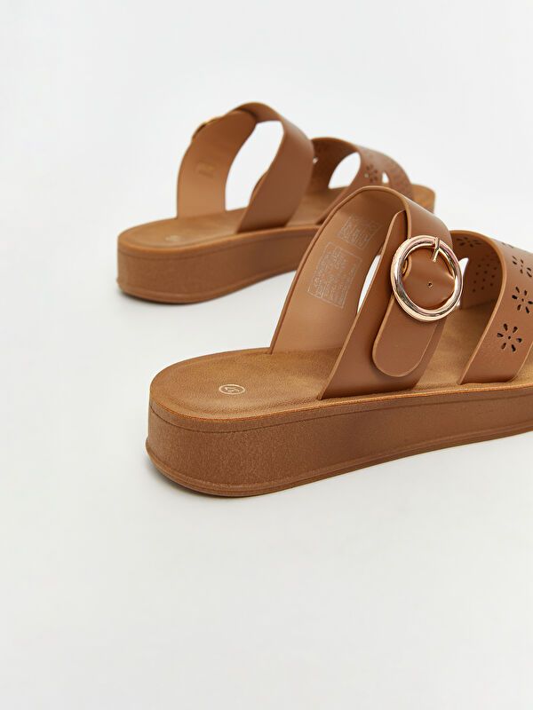 Moudda LC Waikiki - Pantoufles couleur Marron clair pour femmes - Tunisie 5