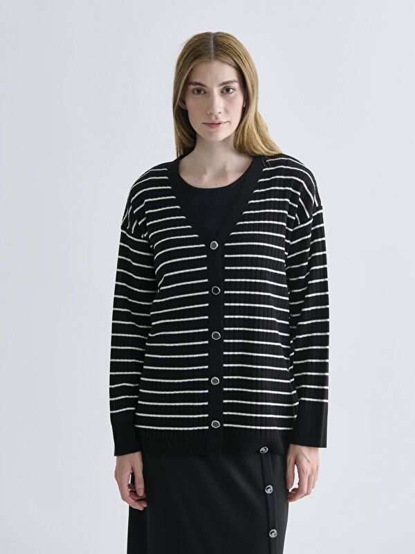 Moudda LC Waikiki - Cardigan tricot moyen Femme Rayures noires - Tunisie 1