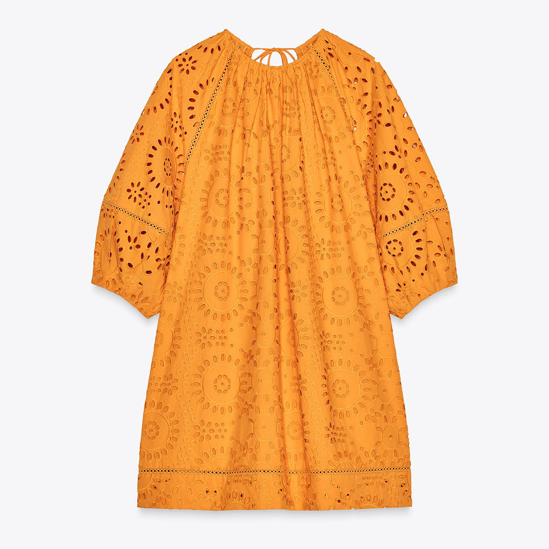 Moudda ZARA - Robe Courte Schiffli - Manches Bouffantes - Tunisie 1