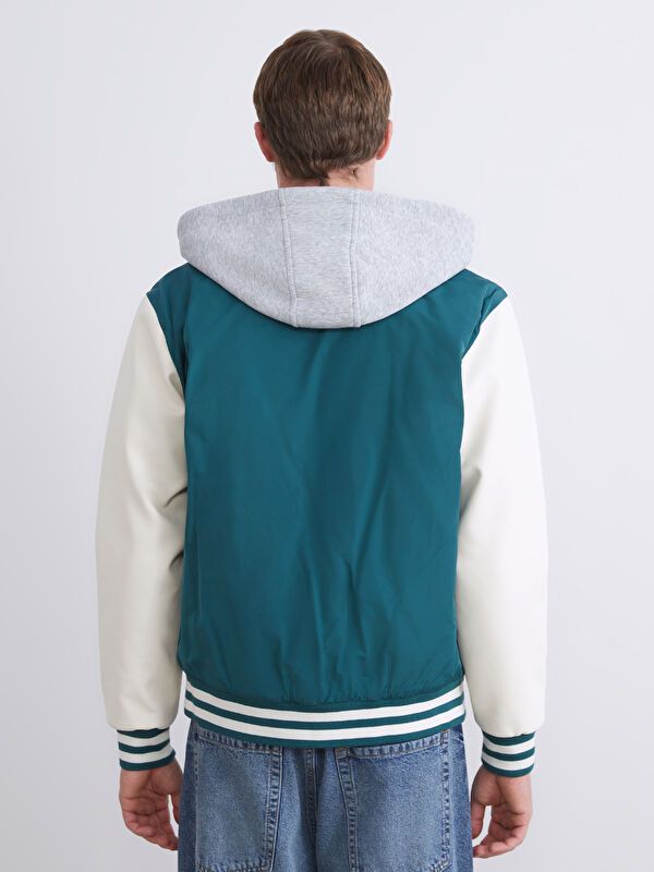 Moudda LC Waikiki - Manteau matelassé léger Homme Vert foncé - Tunisie 5