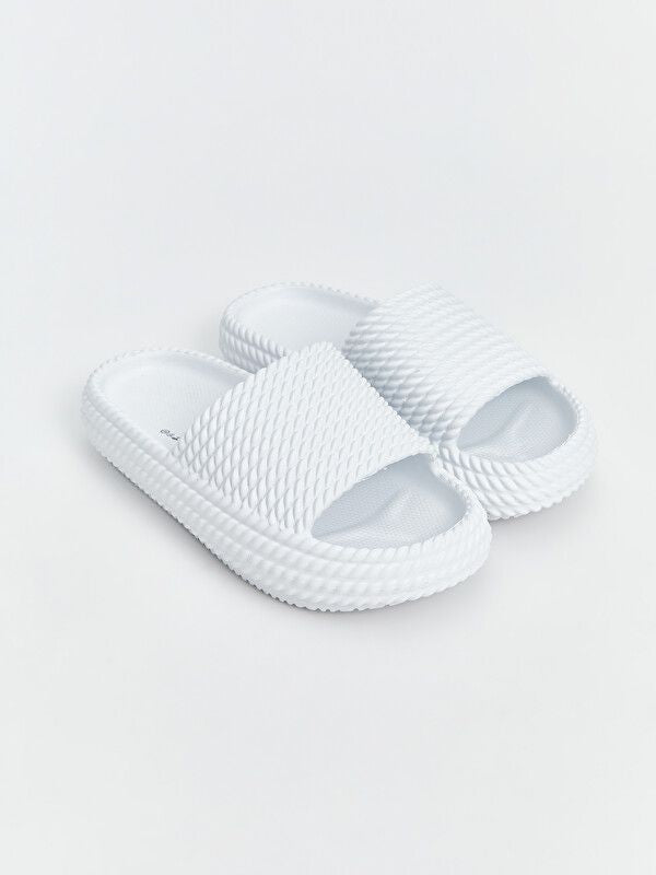 Moudda LC Waikiki - Pantoufles légères pour Femme couleur Blanc - Tunisie 1