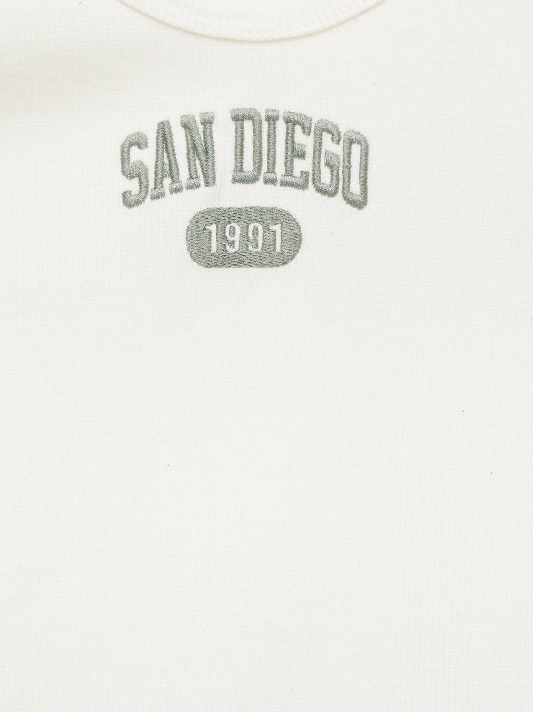 Moudda PULL & BEAR - Tee shirt - Tunisie 2