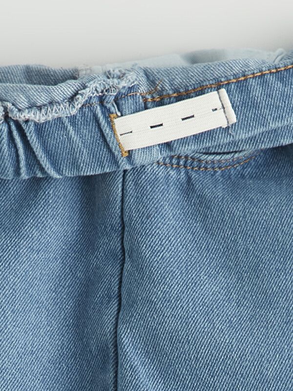 Moudda LC Waikiki - Bermuda en denim pour Fille couleur Bleu clair délavé à l'acide - Tunisie 3