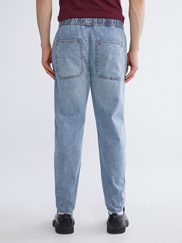 Moudda LC Waikiki - Jean basique en denim pour Homme couleur Bleu indigo clair rodé - Tunisie 4