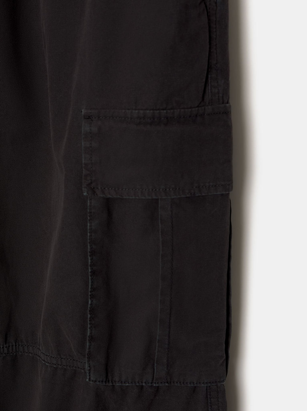 Moudda PULL & BEAR - Trousers - Tunisie 1