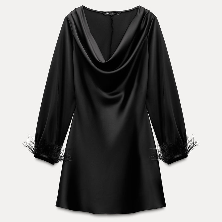 Moudda ZARA - Robe courte satinée dos nu détail plumes - Tunisie 1