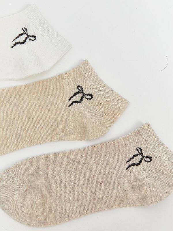 Moudda LC Waikiki - Chaussettes pour sneakers Femme Ecru - Tunisie 2