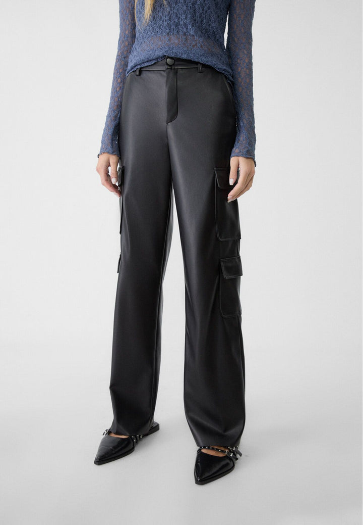Moudda STRADIVARIUS - Pantalon Cargo en Simili Cuir Multi-Poches - Tunisie 4