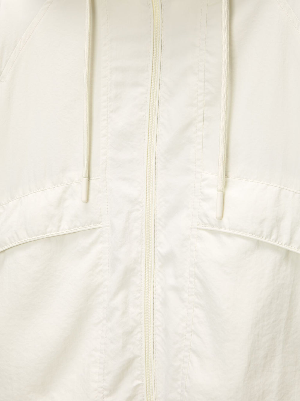 Moudda PULL & BEAR - Veste Nylon Légère Courte - Tunisie 2