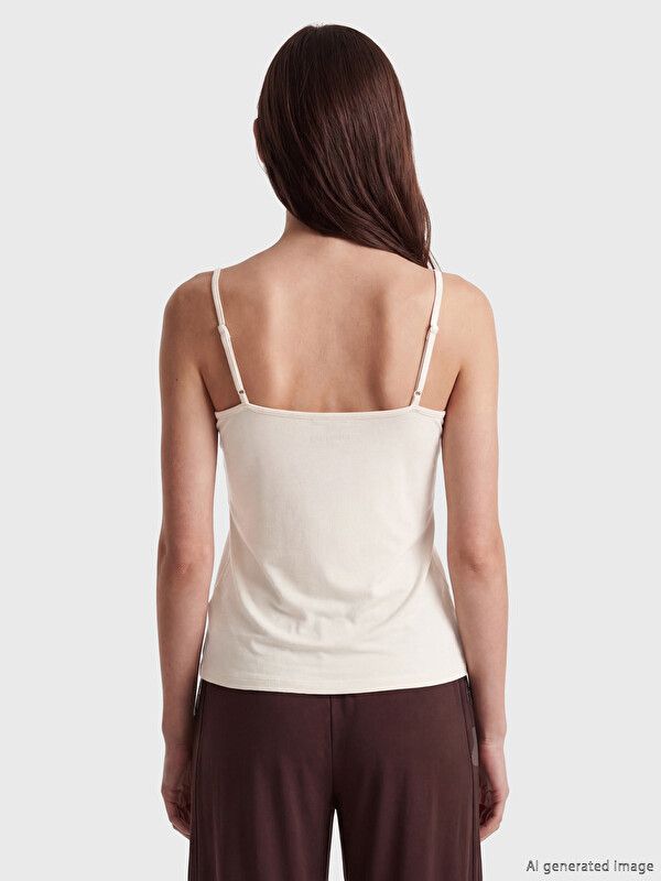 Moudda LC Waikiki - Sous-vêtement - Débardeur pour Femme couleur Gris clair - Tunisie 4