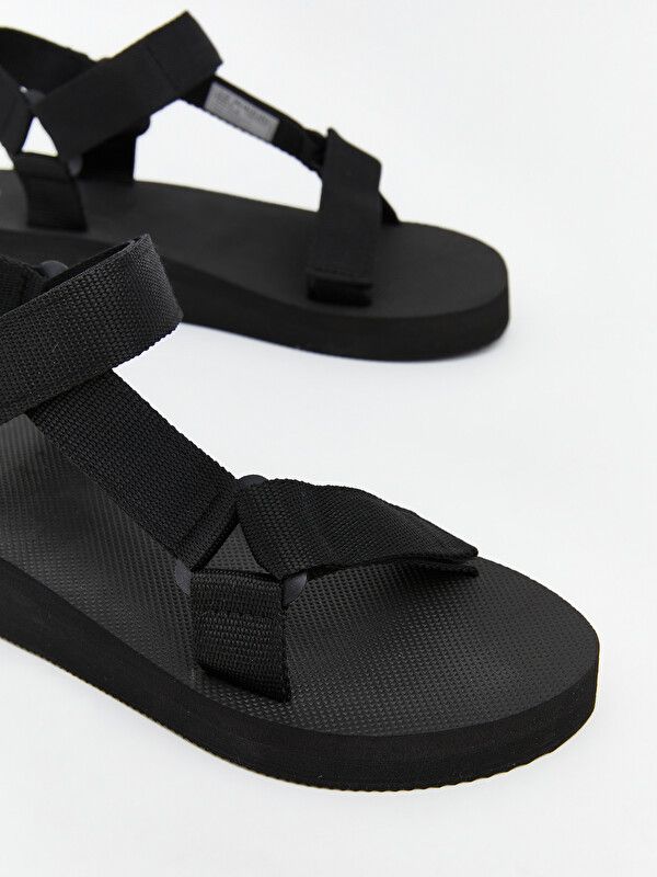 Moudda LC Waikiki - Pantoufles pour Femme couleur Noir - Tunisie 3