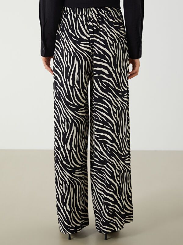 Moudda LC Waikiki - Pantalon tissé fin Femme Imprimé en noir - Tunisie 4