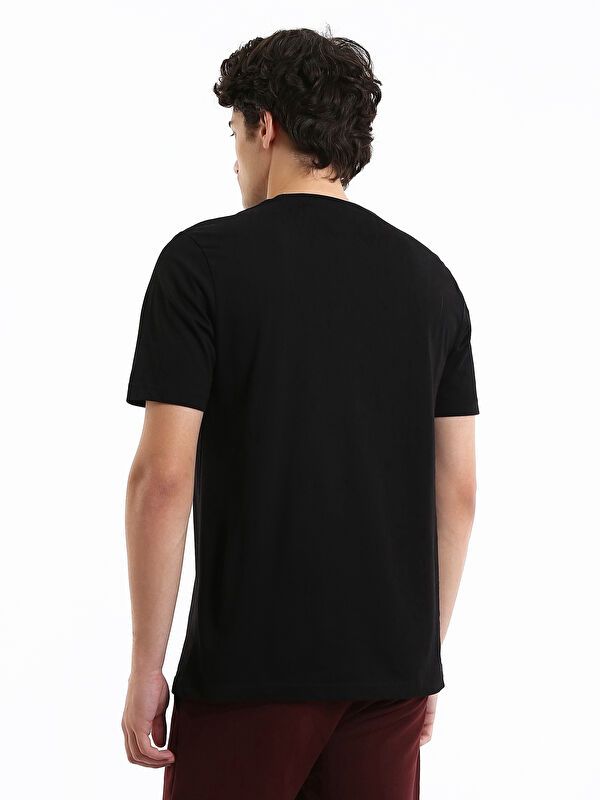 Moudda LC Waikiki - T-shirt jersey col rond manches courtes Homme Noir - Tunisie 5