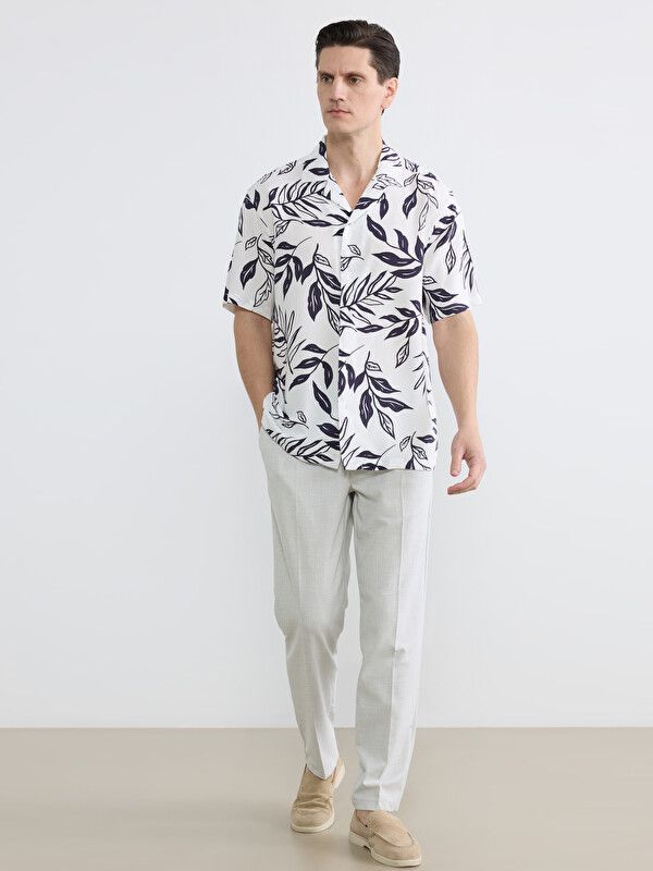 Moudda LC Waikiki - Chemise imprimée manches courtes en tissu pour Homme couleur Blanc imprimé - Tunisie 2